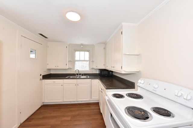 207 S Harrison STREET, Delavan, WI 53115