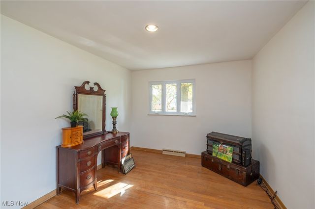 5668 Allendale Drive, North Olmsted, OH 44070