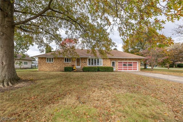 5668 Allendale Drive, North Olmsted, OH 44070