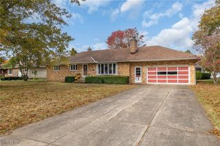 5668 Allendale Drive, North Olmsted, OH 44070