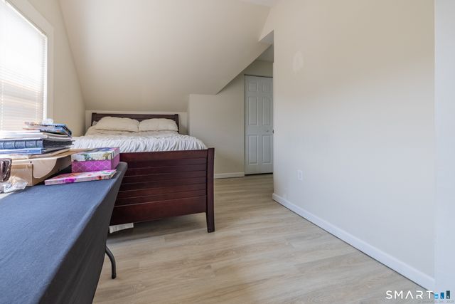 90 2nd Street, Fairfield, CT 06825