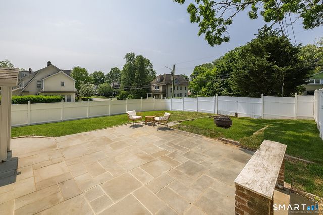 90 2nd Street, Fairfield, CT 06825