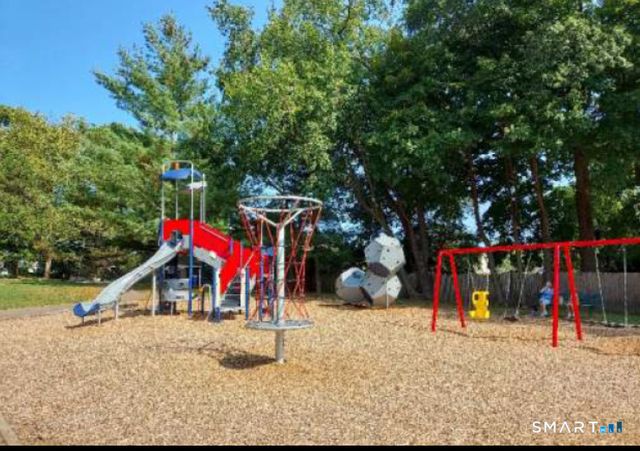 90 2nd Street, Fairfield, CT 06825