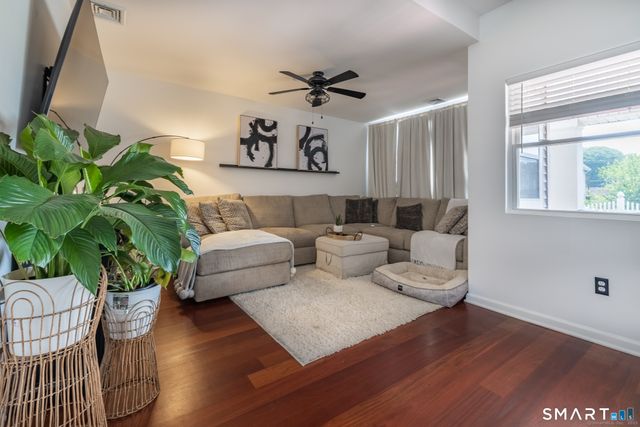 90 2nd Street, Fairfield, CT 06825