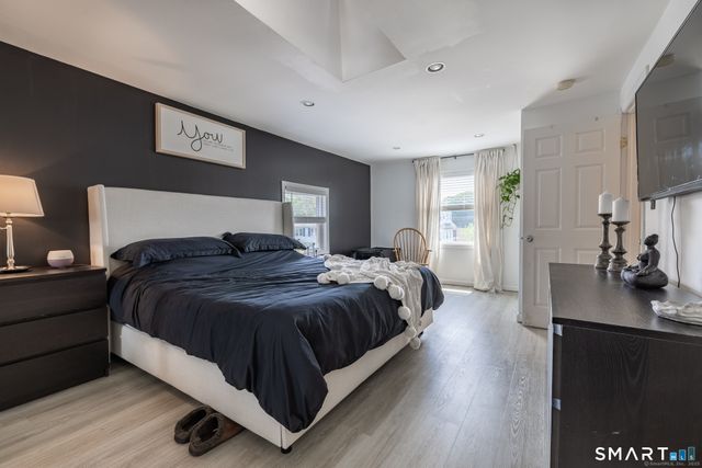 90 2nd Street, Fairfield, CT 06825