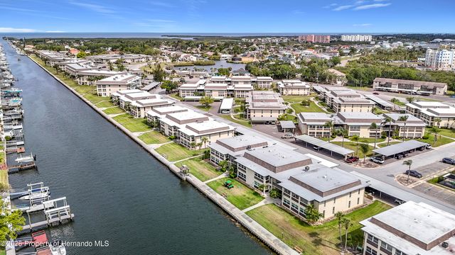 4812 Jasper Drive 203, New Port Richey, FL 34652