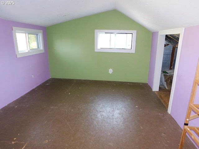 875 PARK Dr, Vernonia, OR 97064