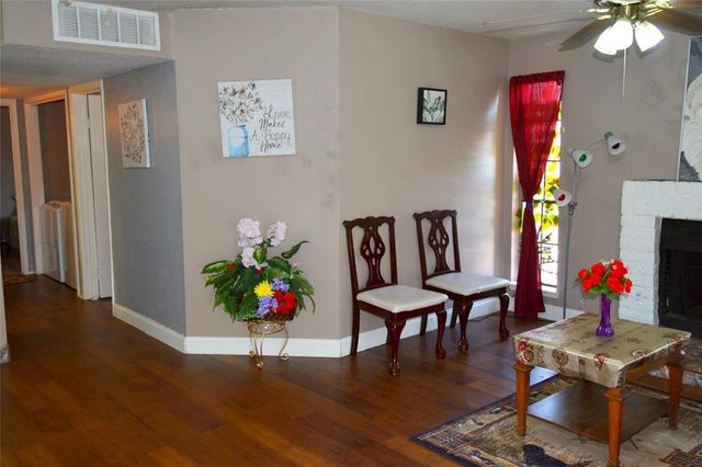 10501 South Drive 283, Houston, TX 77099