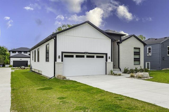 1858 Upland Drive, Ann Arbor, MI 48105