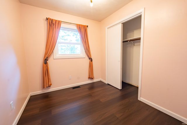 415 N Chandler Drive, Ellettsville, IN 47429