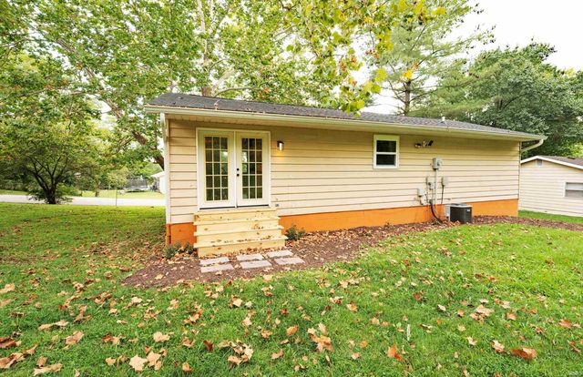 415 N Chandler Drive, Ellettsville, IN 47429