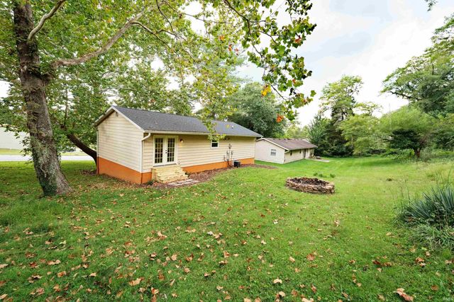 415 N Chandler Drive, Ellettsville, IN 47429
