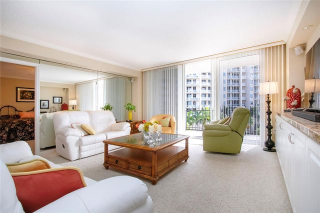 1212 BENJAMIN FRANKLIN DRIVE 607, Sarasota, FL 34236