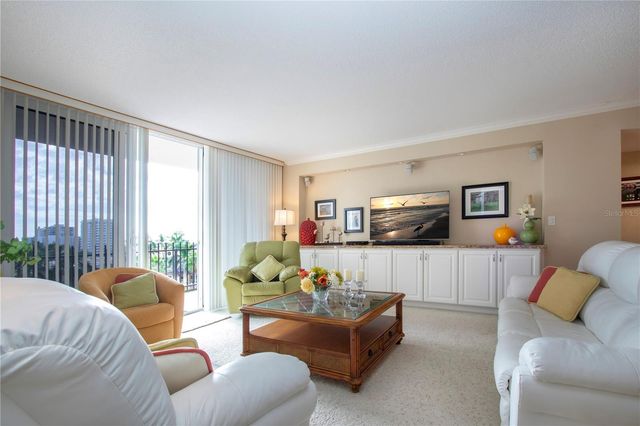 1212 BENJAMIN FRANKLIN DRIVE 607, Sarasota, FL 34236