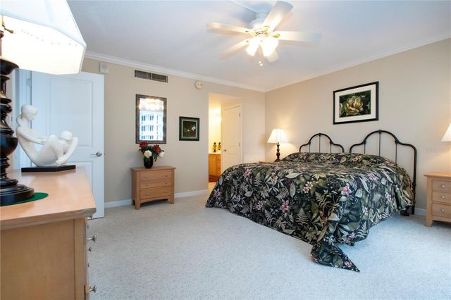 1212 BENJAMIN FRANKLIN DRIVE 607, Sarasota, FL 34236