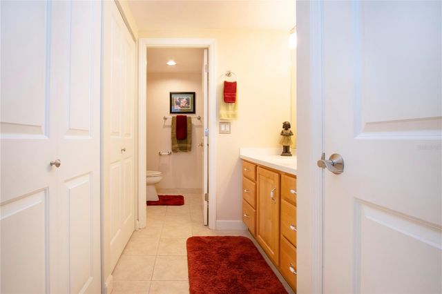 1212 BENJAMIN FRANKLIN DRIVE 607, Sarasota, FL 34236