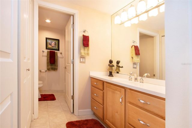 1212 BENJAMIN FRANKLIN DRIVE 607, Sarasota, FL 34236