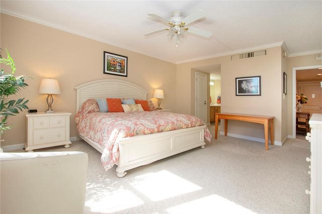 1212 BENJAMIN FRANKLIN DRIVE 607, Sarasota, FL 34236