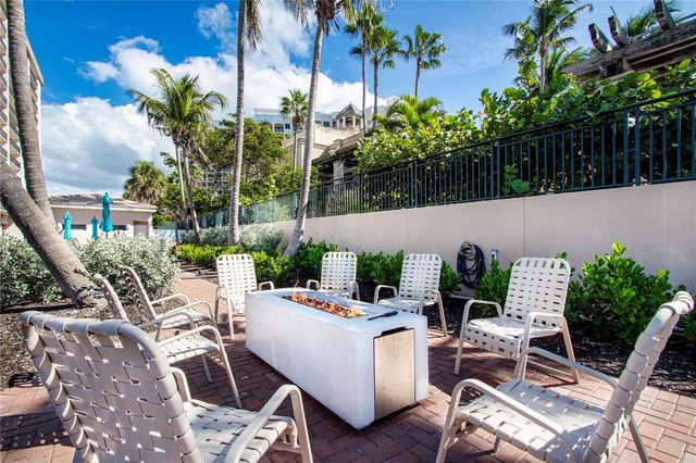 1212 BENJAMIN FRANKLIN DRIVE 607, Sarasota, FL 34236