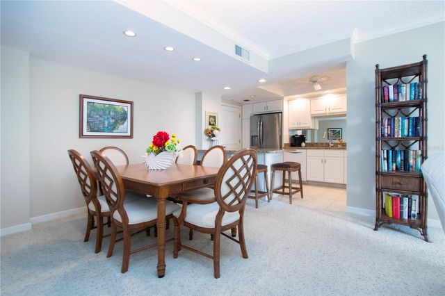 1212 BENJAMIN FRANKLIN DRIVE 607, Sarasota, FL 34236