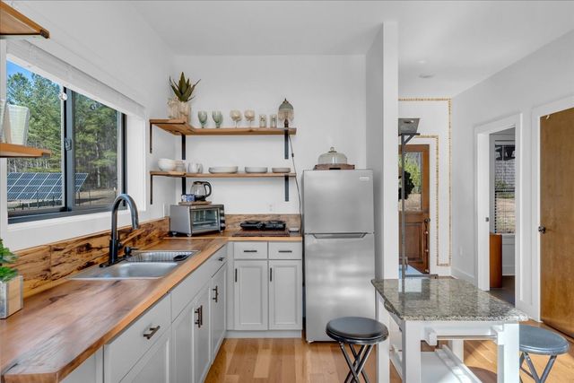 4125 Indian Mound Rd, Sparta, TN 38583