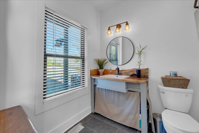 4125 Indian Mound Rd, Sparta, TN 38583