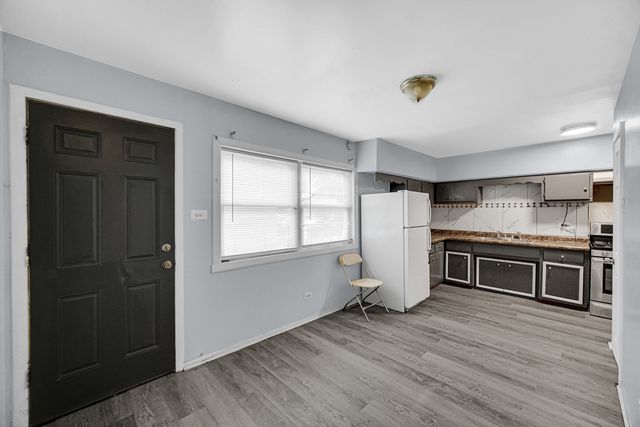 2303 E 100th Street, Chicago, IL 60617