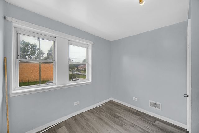 2303 E 100th Street, Chicago, IL 60617