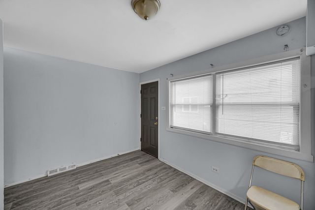 2303 E 100th Street, Chicago, IL 60617