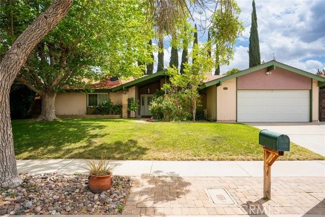 43946 Galion, Lancaster, CA 93536