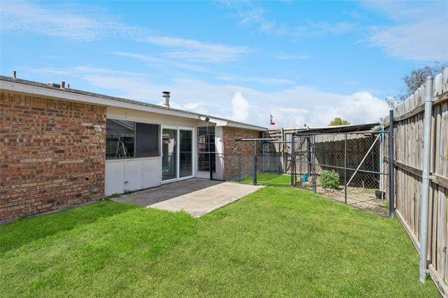 1905 Montana Trail, Grand Prairie, TX 75052