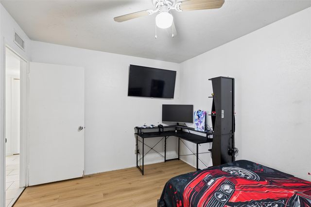 1905 Montana Trail, Grand Prairie, TX 75052