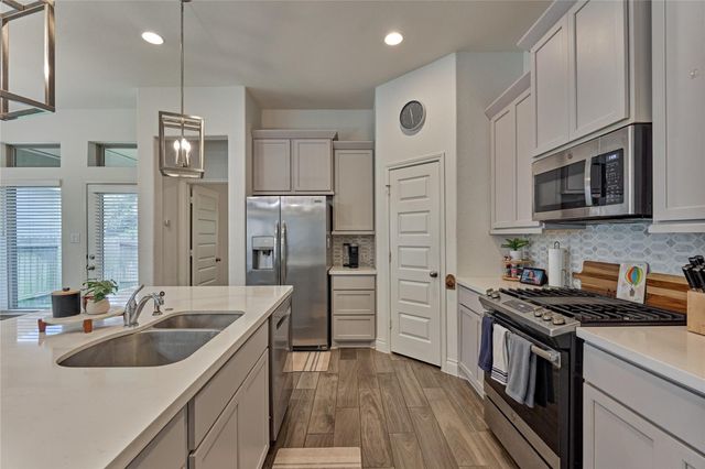233 N Carson Cub Court, Montgomery, TX 77316