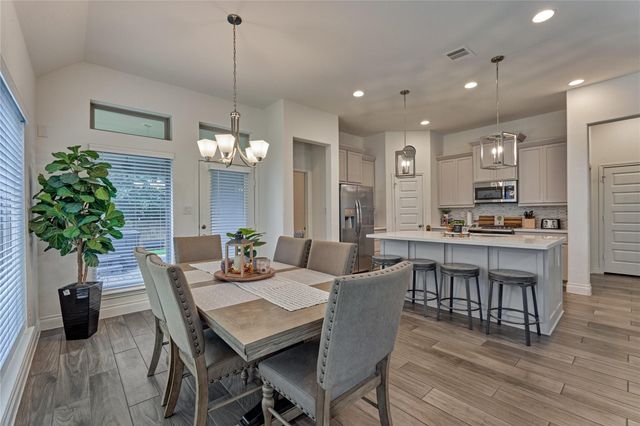 233 N Carson Cub Court, Montgomery, TX 77316