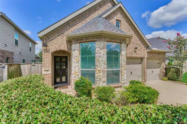 233 N Carson Cub Court, Montgomery, TX 77316