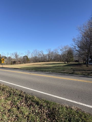 328 Lafayette Rd, Red Boiling Springs, TN 37150