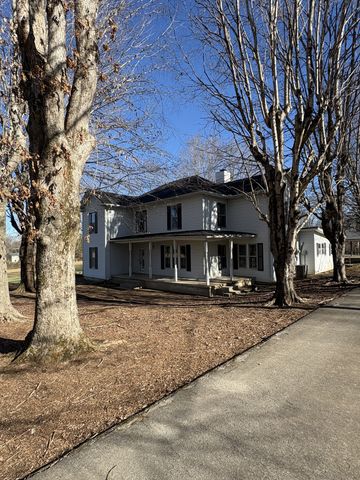 328 Lafayette Rd, Red Boiling Springs, TN 37150