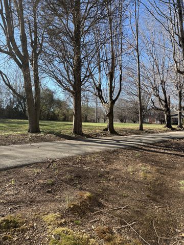 328 Lafayette Rd, Red Boiling Springs, TN 37150