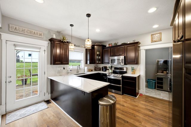 1186 N Columbus Street, Lancaster, OH 43130