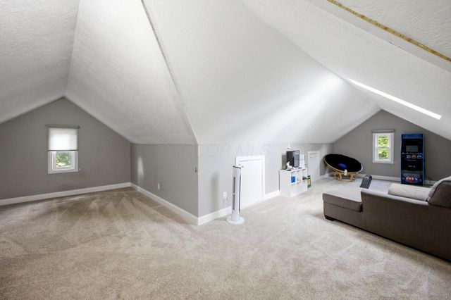 1186 N Columbus Street, Lancaster, OH 43130