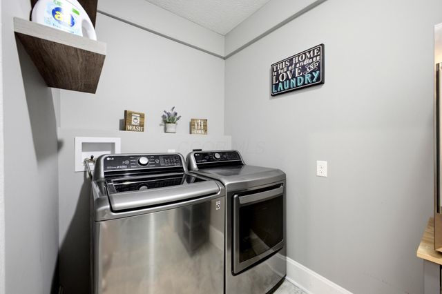 1186 N Columbus Street, Lancaster, OH 43130