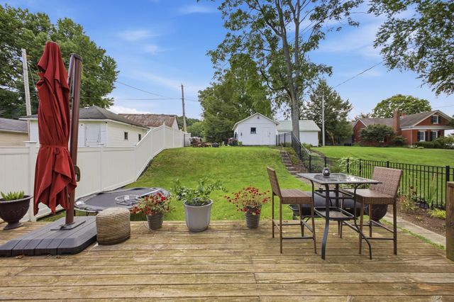 1186 N Columbus Street, Lancaster, OH 43130