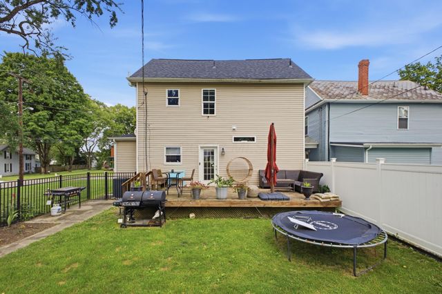 1186 N Columbus Street, Lancaster, OH 43130