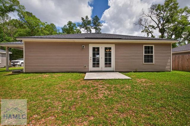 18 Oak Ridge Cemetery Road SW, Ludowici, GA 31316
