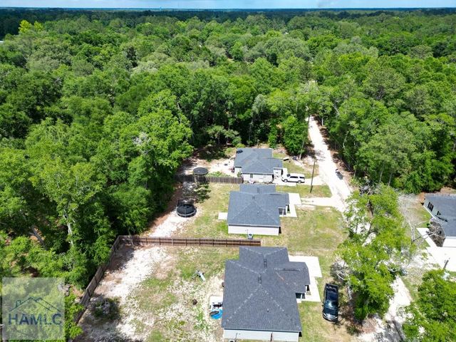 18 Oak Ridge Cemetery Road SW, Ludowici, GA 31316