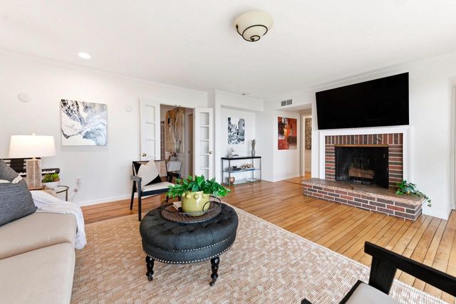 8035 N Beach DRIVE, Fox Point, WI 53217