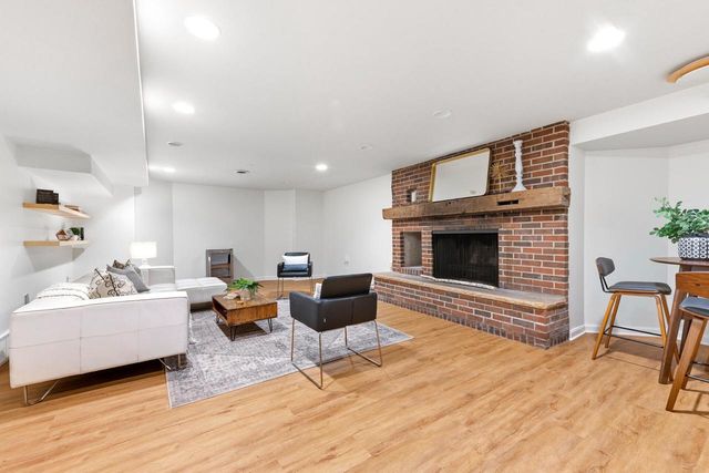 8035 N Beach DRIVE, Fox Point, WI 53217