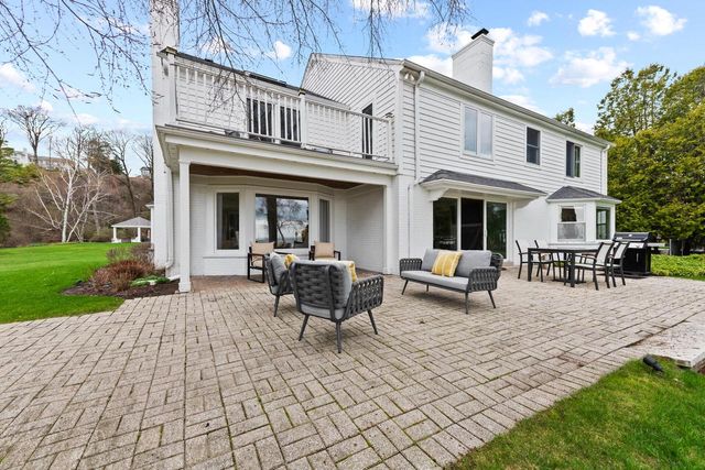 8035 N Beach DRIVE, Fox Point, WI 53217