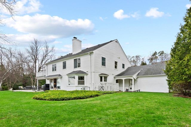 8035 N Beach DRIVE, Fox Point, WI 53217