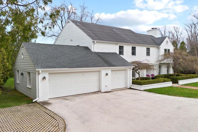 8035 N Beach DRIVE, Fox Point, WI 53217